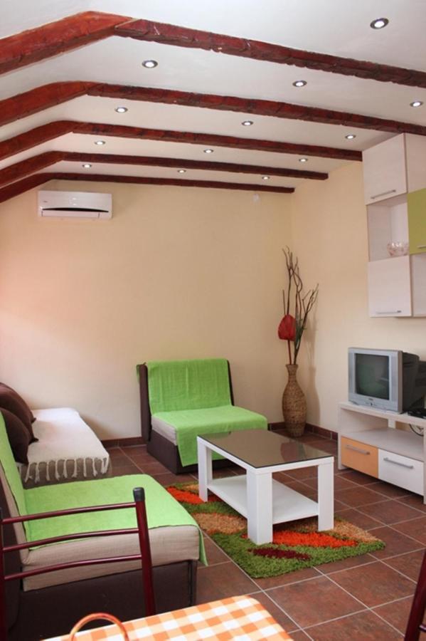 Apartments Bordo Tivat Quarto foto